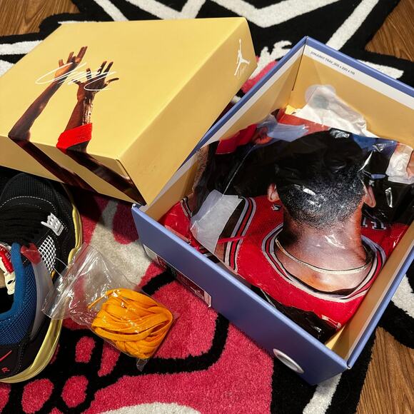 Jordan 4 Retro Union Off Noir – Size 4 – Brand New - Picture 4 of 13